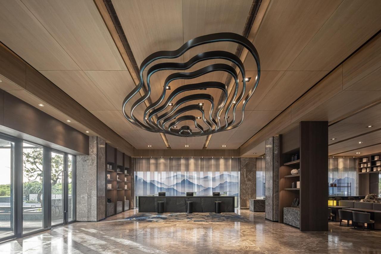 Lakeshore Hotel Hualien Taroko Shunan Kültér fotó The lobby of the hotel