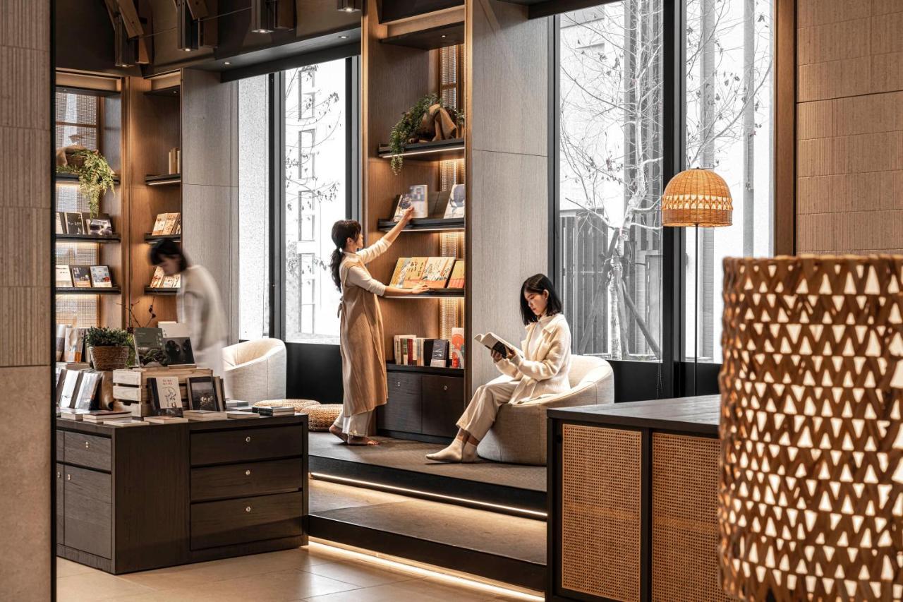 Lakeshore Hotel Hualien Taroko Shunan Kültér fotó Library